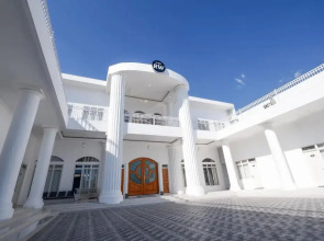 Capital O 1888 Griya RW Family Guest House