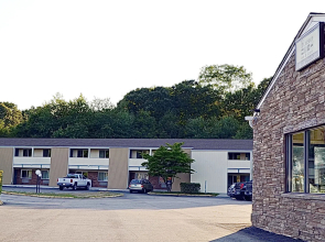 Flagship Inn And Suites