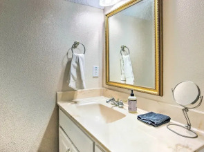 Beautiful Montgomery Home w/ Lakefront Deck!