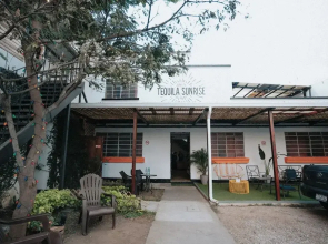 Tequila Sunrise B&B - Hostel