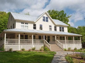 Stonehill's Farmhouse