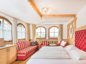 Hotel Castel Oswald von Wolkenstein