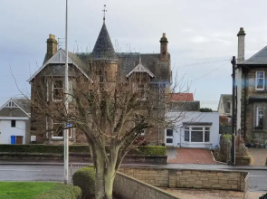 51 Milton Crescent