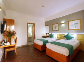 Отель Happy Life Green