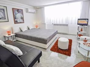 Apartment Dado Civray