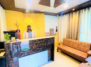 OYO 6557 Hotel Kaka Inn