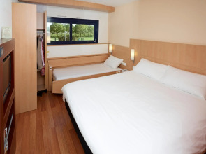 Отель ibis Site du Futuroscope