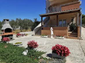 Apartment Alena 1 i 2
