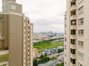 Modern And High Floor 1Br With Walk In Closet At Marina Ancol Apartment