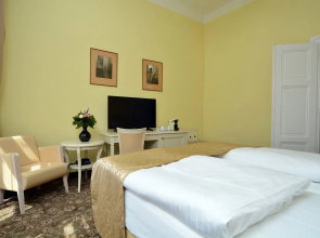 Hotel Metamorphis