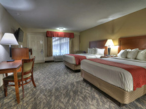 Crossroads Inn & Suites