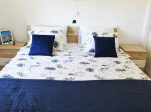 Entire rental unit LIMA *free parking space