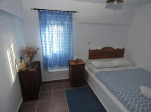 Nefeli Apartments