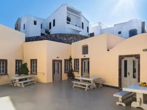 Filotimo Cave Houses