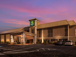 Holiday Inn Express Valley W Point Area
