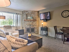 Condo w/ Pool & Grill Access ~ 4 Mi to Gatlinburg!