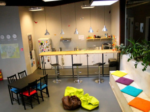 Fabrika Hostel - Vozduh Group