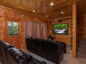 Splash Country 4 Bedrooms 4 Bathrooms Cabin