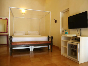 Shantie Shakthi Vagator Resort with Swimming Pool