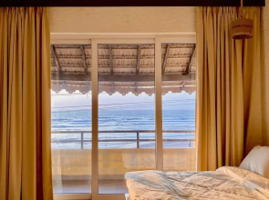 Dolce Far Niente 4BHK Villa Ashwem Beach