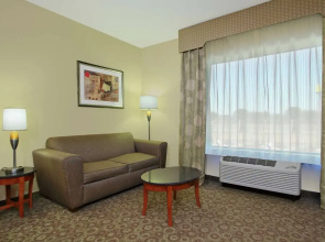 Hampton Inn & Suites Buffalo