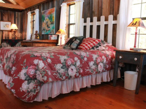 Deerwoode Lodge and Cabins
