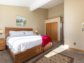 184 Burgundy Circle By Summit County Mountain Retreats