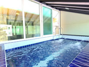 Geojae Achimgoyo Kids Poolvilla