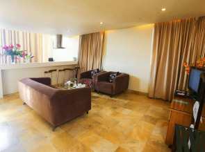 A25 Hotel - 12 Ngo Sy Lien