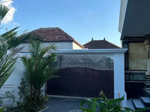 Deni Guesthouse