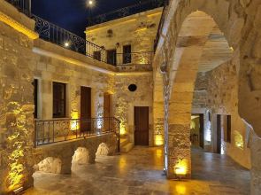 Golden Cave Suites