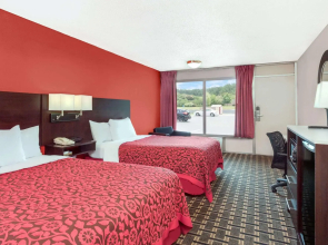 Days Inn by Wyndham Cullman