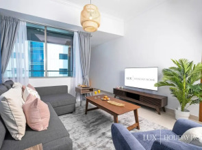 LUX - Marina Ocean View Suite 1