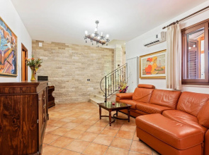 Peaceful Holiday Home in Punta Milocca With Private Pool