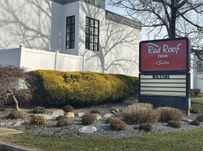 Red Roof Inn & Suites Middleborough