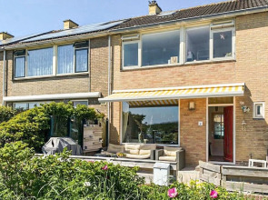 Nice Home in Egmond aan zee With Wifi and 3 Bedrooms