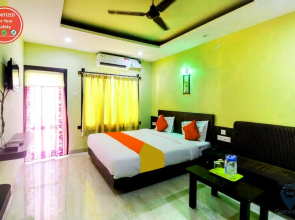 Goroomgo Unique Beach Inn Puri