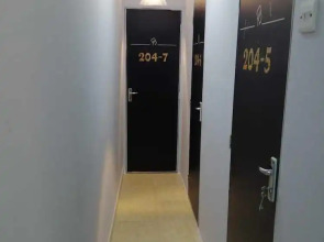 AlBarsha 1 Hostel By PHM