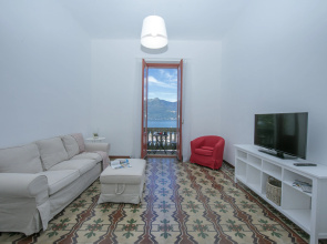 Residenza Oleandro Lake View Luino Center