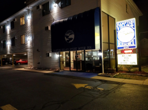 Hampton Village Inn