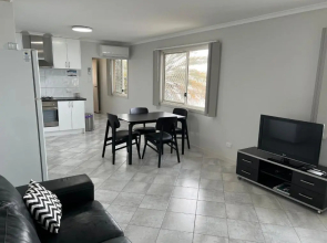 Beachside & Jetty View Apartment 7 - Sea Eagle Nest Apartment