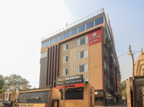 collection O 24782 Season Park