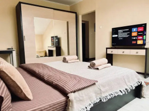 Reidy Room Apartments on October 25, 15