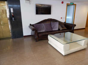 Sai Gon's Book Hotel - The Airport Front