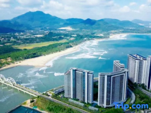 Tomorrow’s Stars Surfing Seaview Apartment (Wanning Riyue Bay Store)