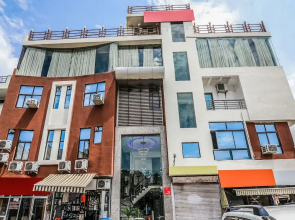 OYO 14892 Hotel Tourista