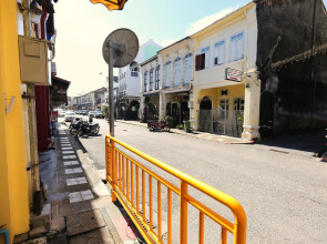 Phuket Old Town Hostel