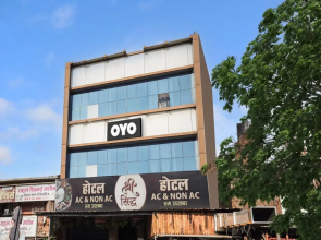 Hotel Chandra by OYO Rooms