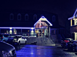 Richmond Park Hotel