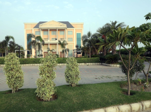 Shreejee Vilas